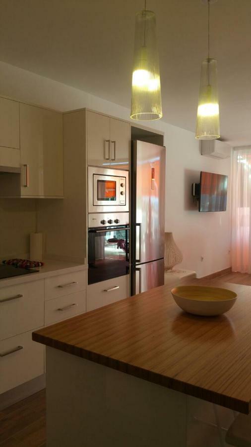 Beachfront Los Cristianos Apartment Arona  Exterior photo